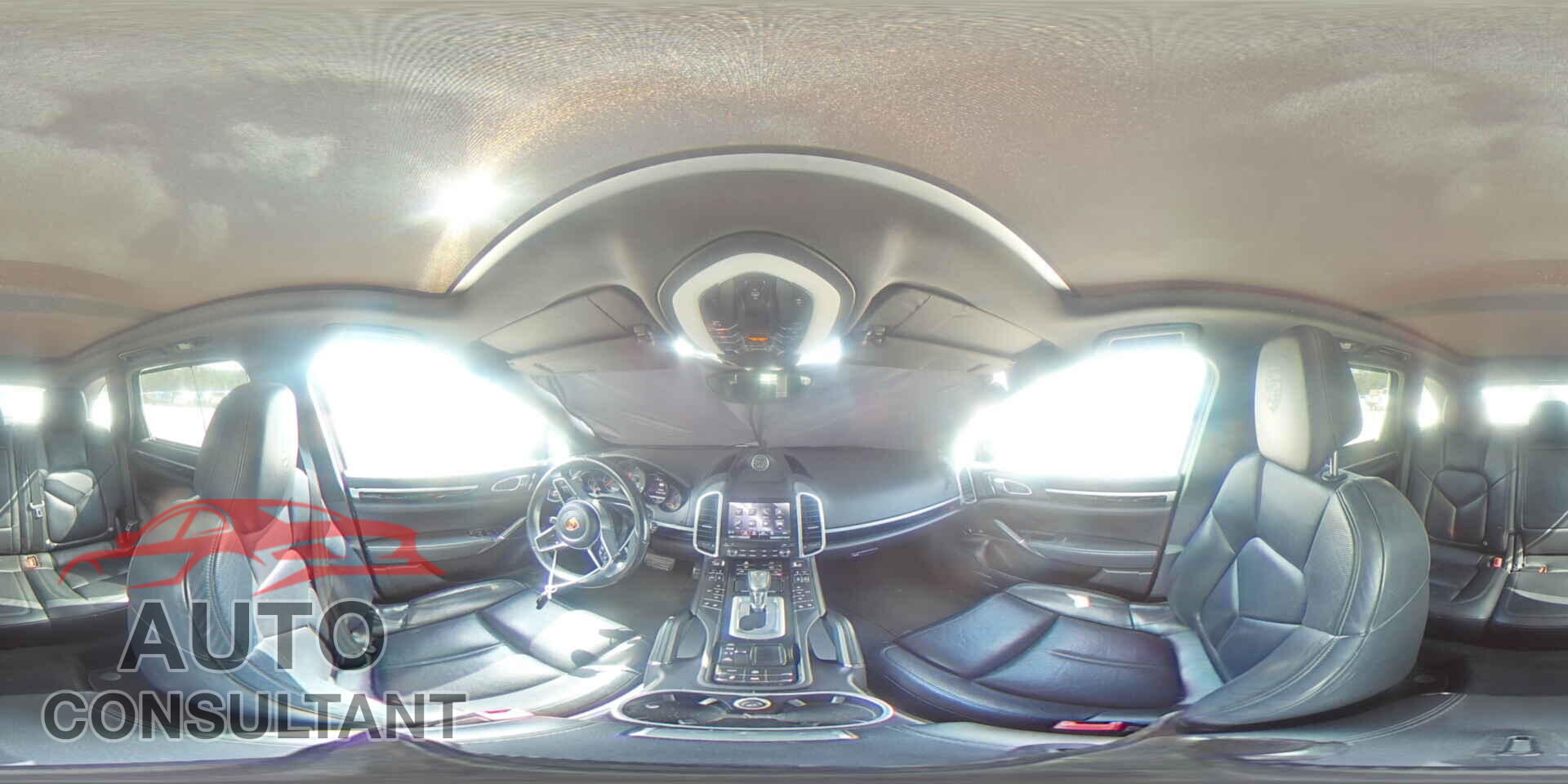 PORSCHE CAYENNE 2018 - WP1AA2A27JKA04631