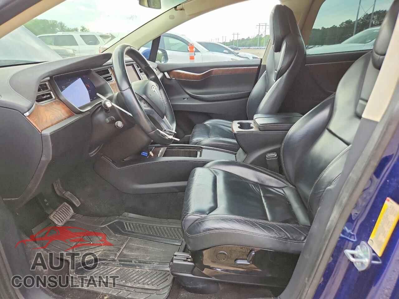 TESLA MODEL X 2017 - 5YJXCBE20HF039616