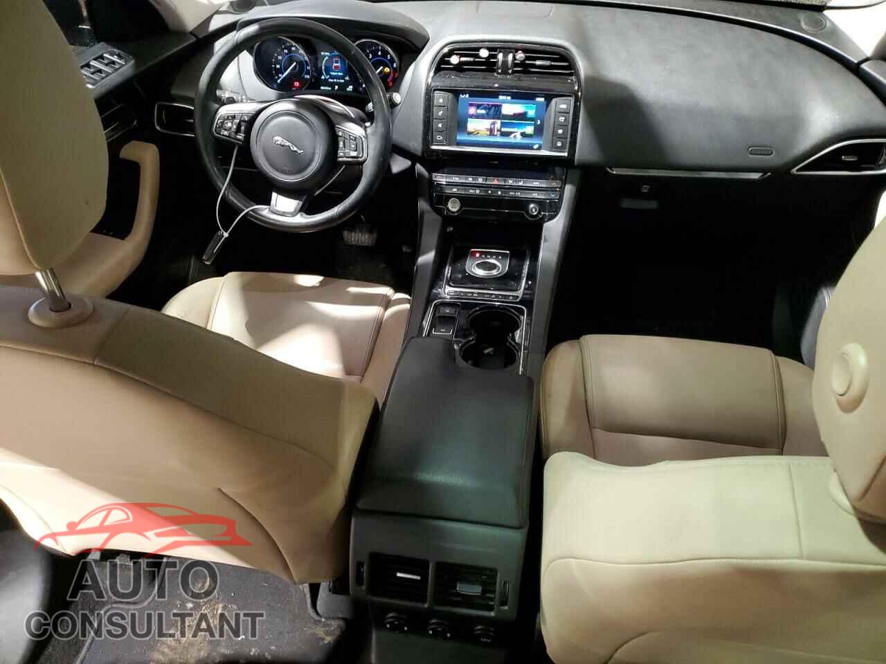 JAGUAR F-PACE 2017 - SADCS2BV9HA488810