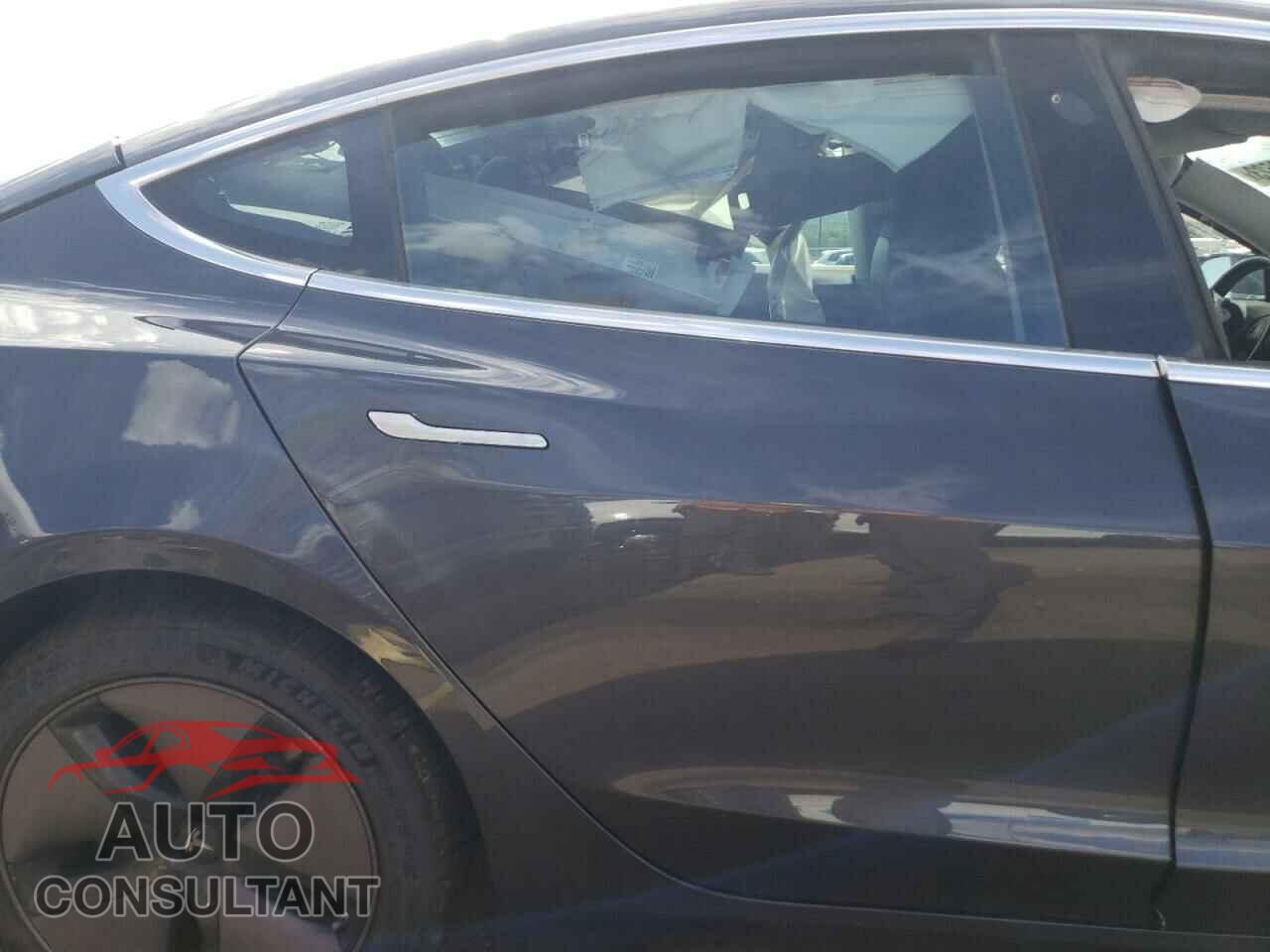 TESLA MODEL 3 2018 - 5YJ3E1EA2JF021618