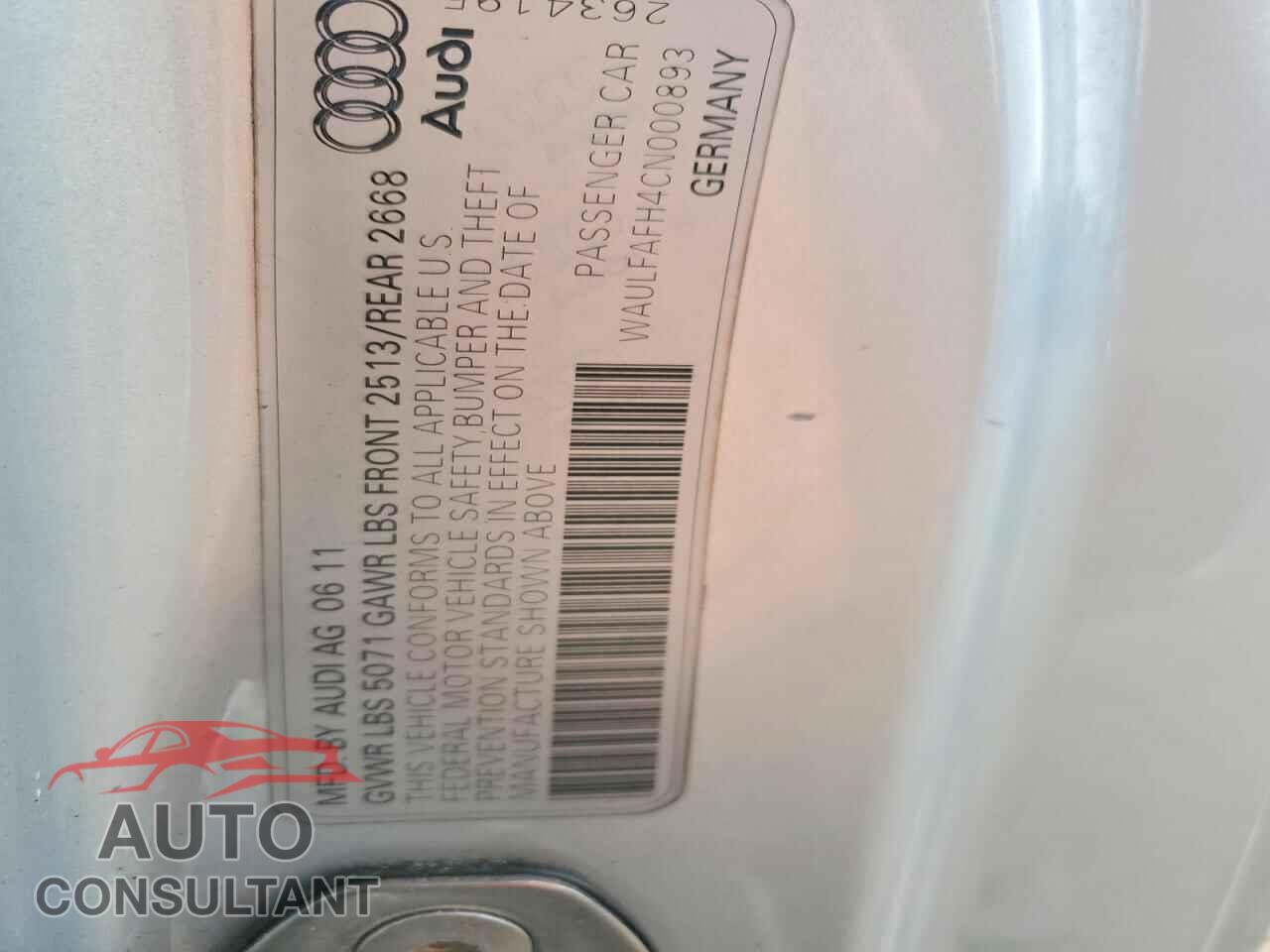 AUDI A5 2012 - WAULFAFH4CN000893