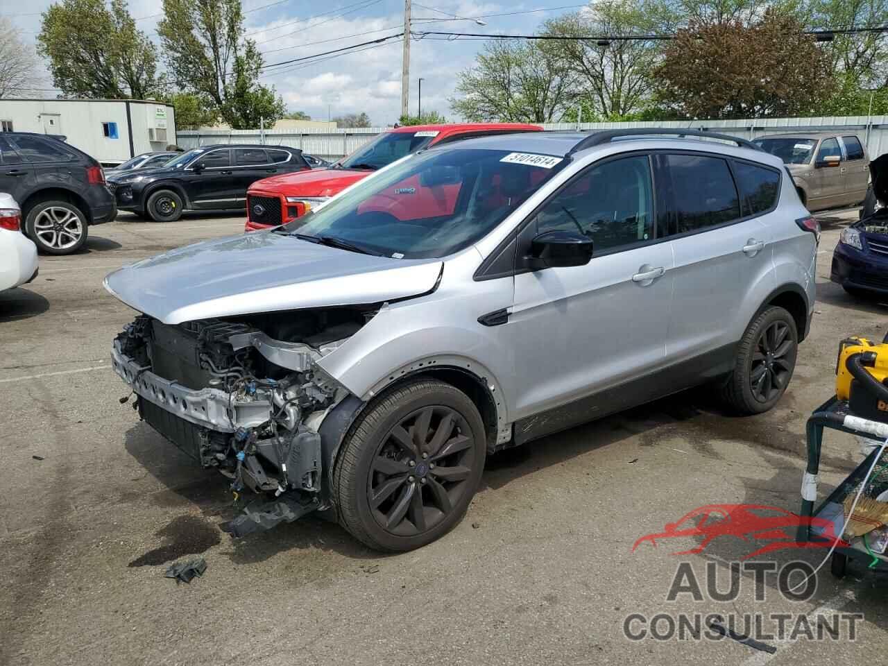 FORD ESCAPE 2018 - 1FMCU9GD4JUB70253