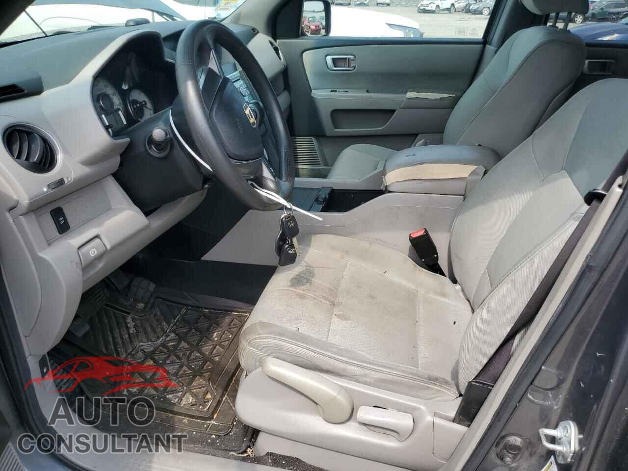 HONDA PILOT 2011 - 5FNYF4H26BB014018