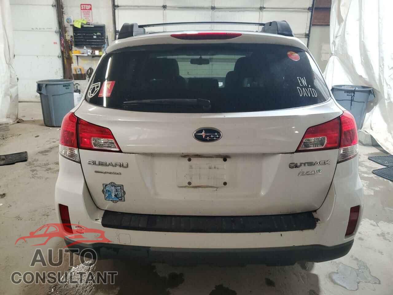 SUBARU OUTBACK 2013 - 4S4BRBCC3D3308392