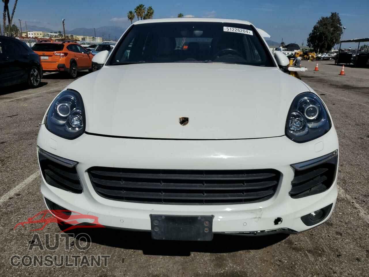 PORSCHE CAYENNE 2017 - WP1AA2A28HKA81597