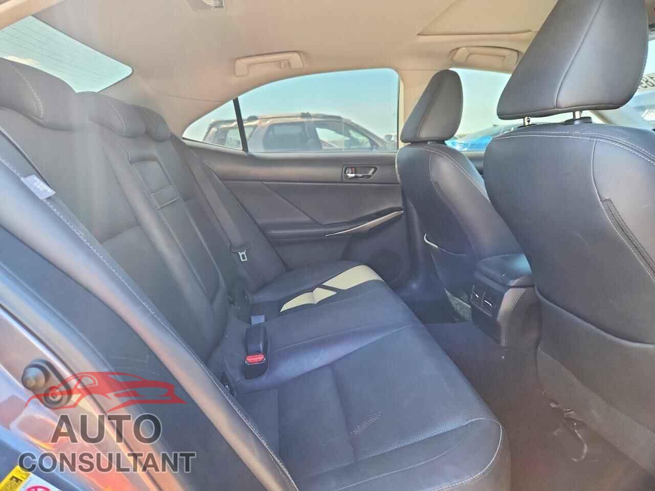 LEXUS IS 2014 - JTHCF1D27E5013673