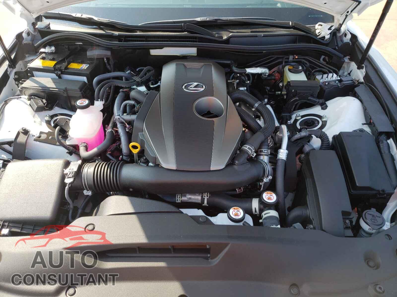 LEXUS IS 2021 - JTHCA1D20M5115037