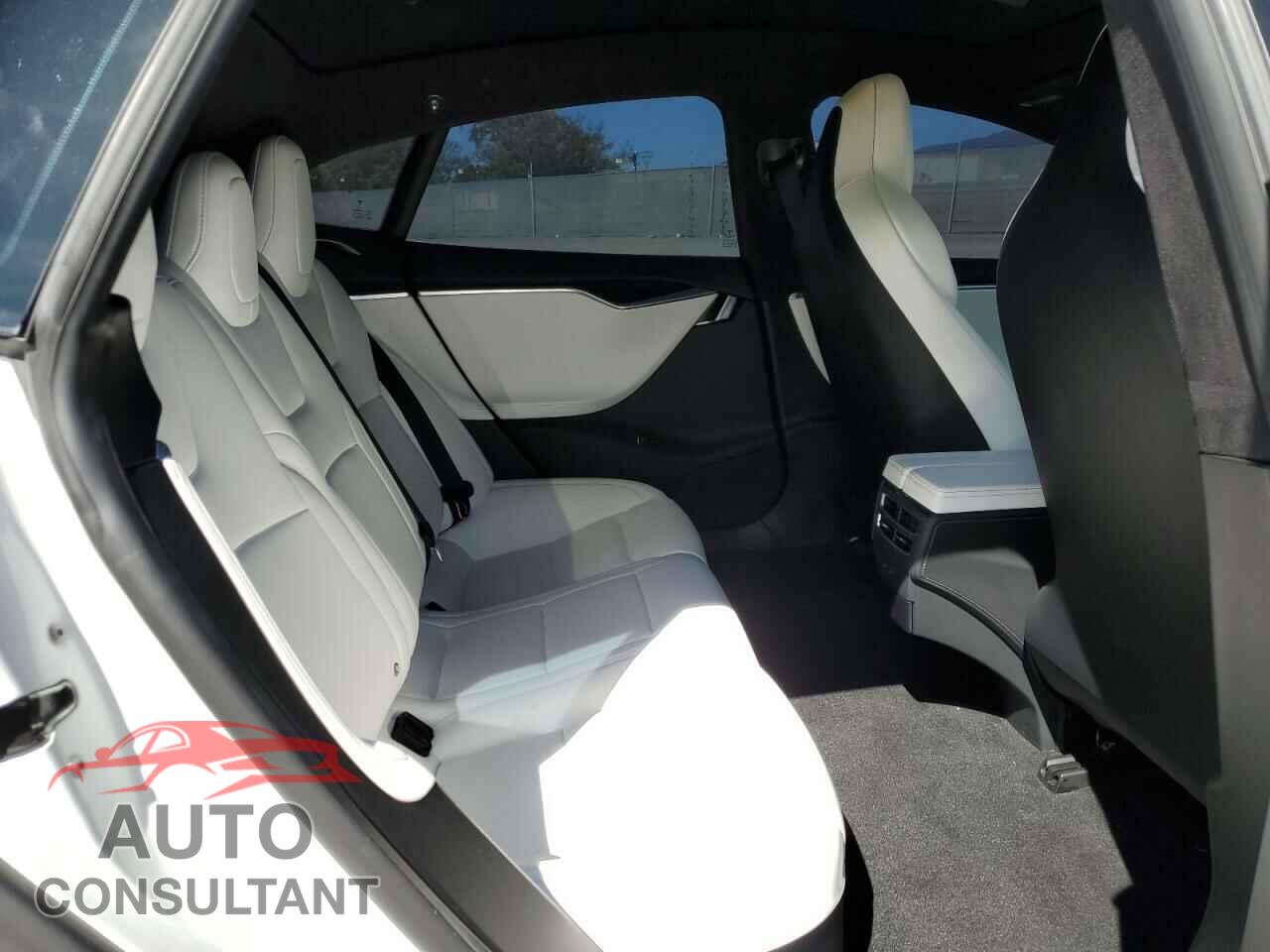 TESLA MODEL S 2017 - 5YJSA1E10HF227182