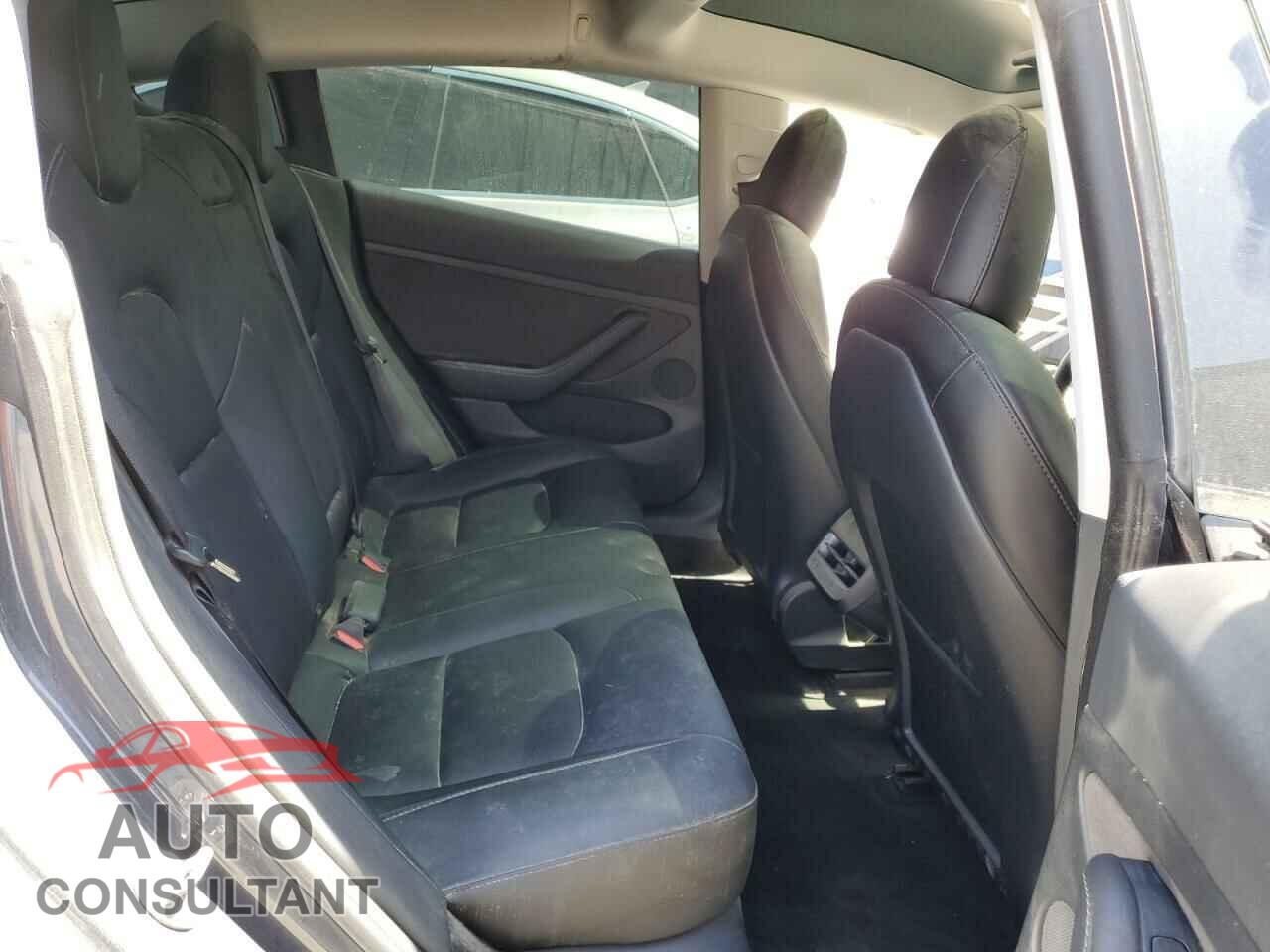 TESLA MODEL 3 2022 - 5YJ3E1EA2NF374074
