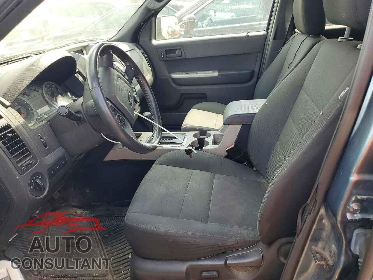 FORD ESCAPE 2012 - 1FMCU0D7XCKA15425
