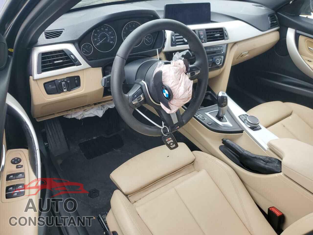 BMW 3 SERIES 2017 - WBA8E5G33HNU43708
