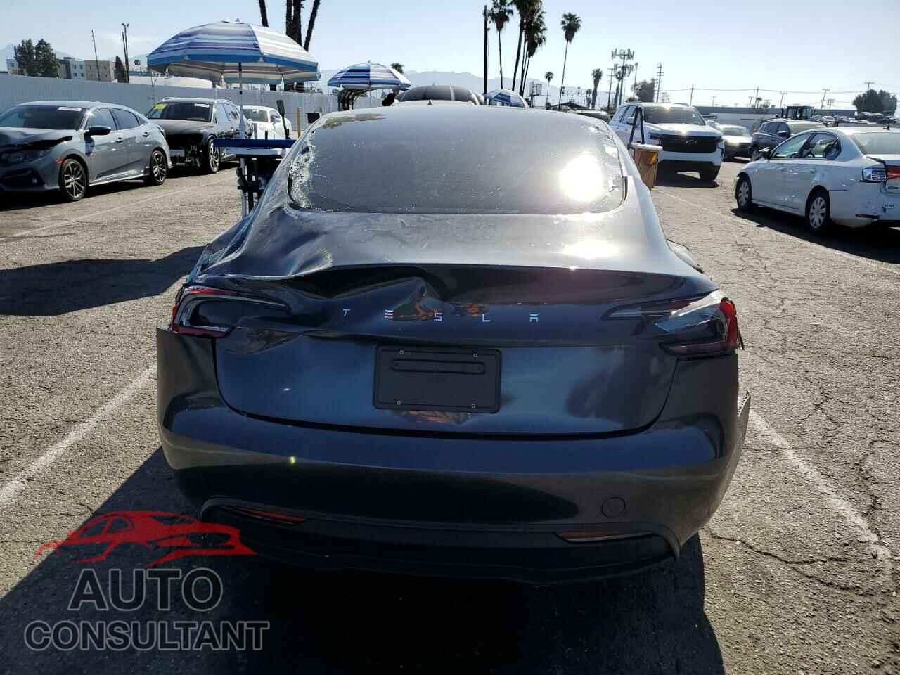TESLA MODEL 3 2024 - 5YJ3E1EA8RF721204