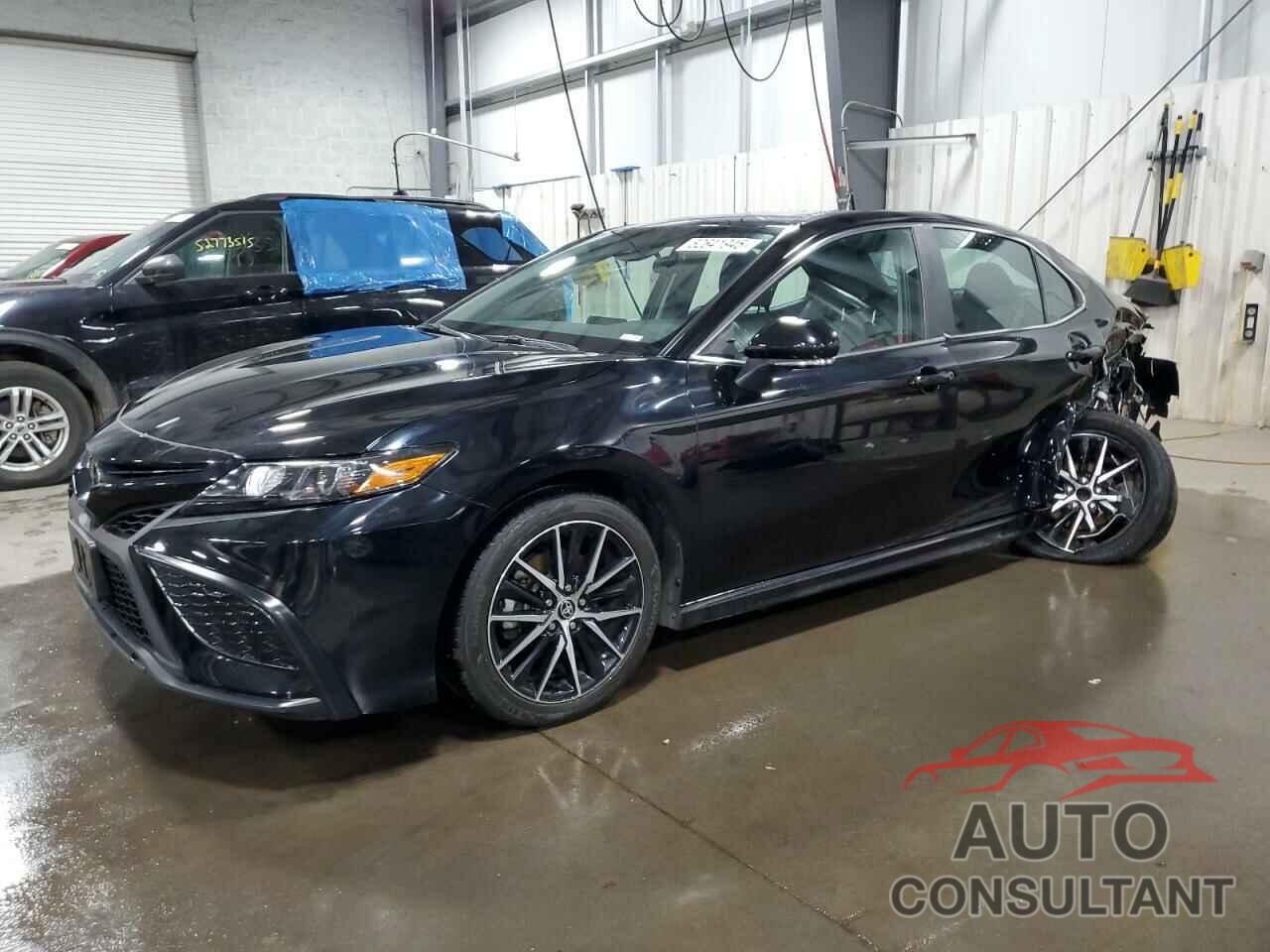 TOYOTA CAMRY 2021 - 4T1G11AK5MU530329
