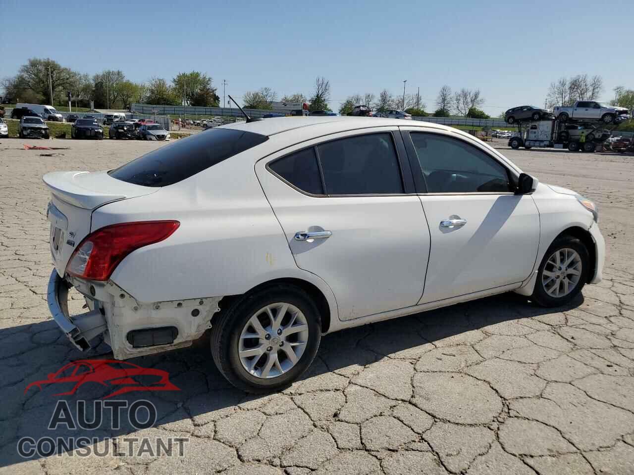 NISSAN VERSA 2017 - 3N1CN7AP3HL822974