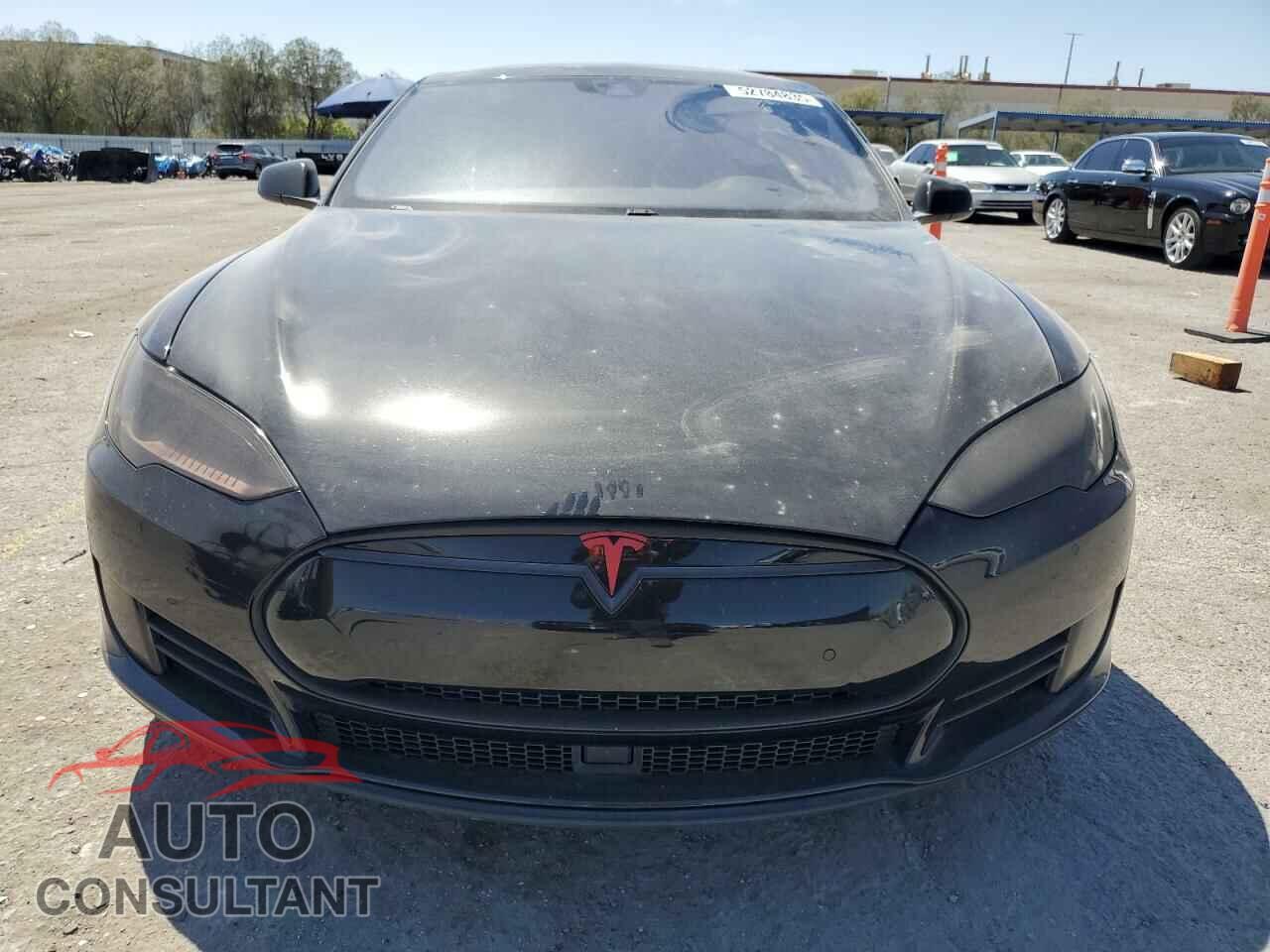 TESLA MODEL S 2015 - 5YJSA1V4XFF097886