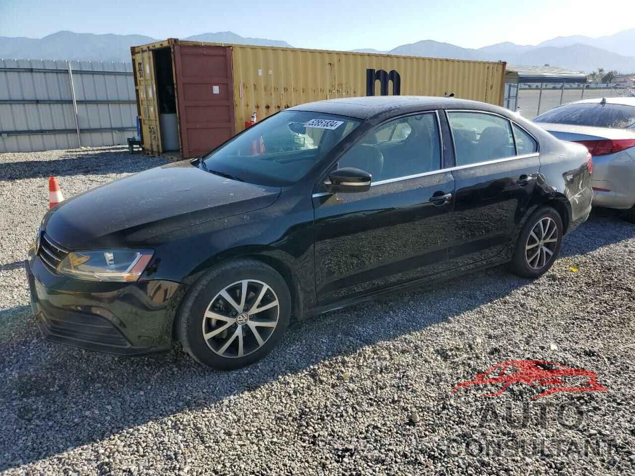 VOLKSWAGEN JETTA 2018 - 3VWDB7AJ2JM258902