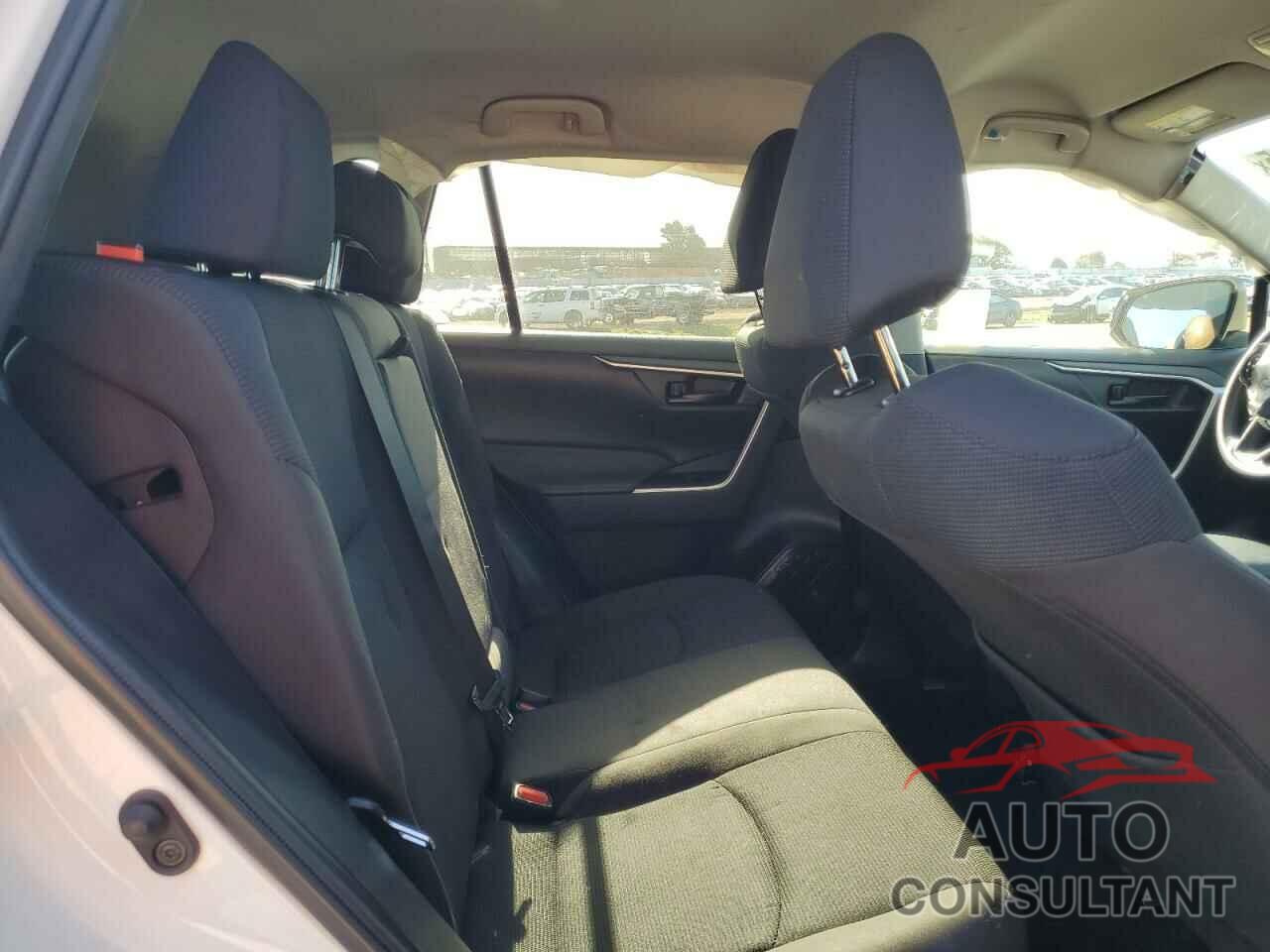 TOYOTA RAV4 2021 - 2T3F1RFV6MC230966
