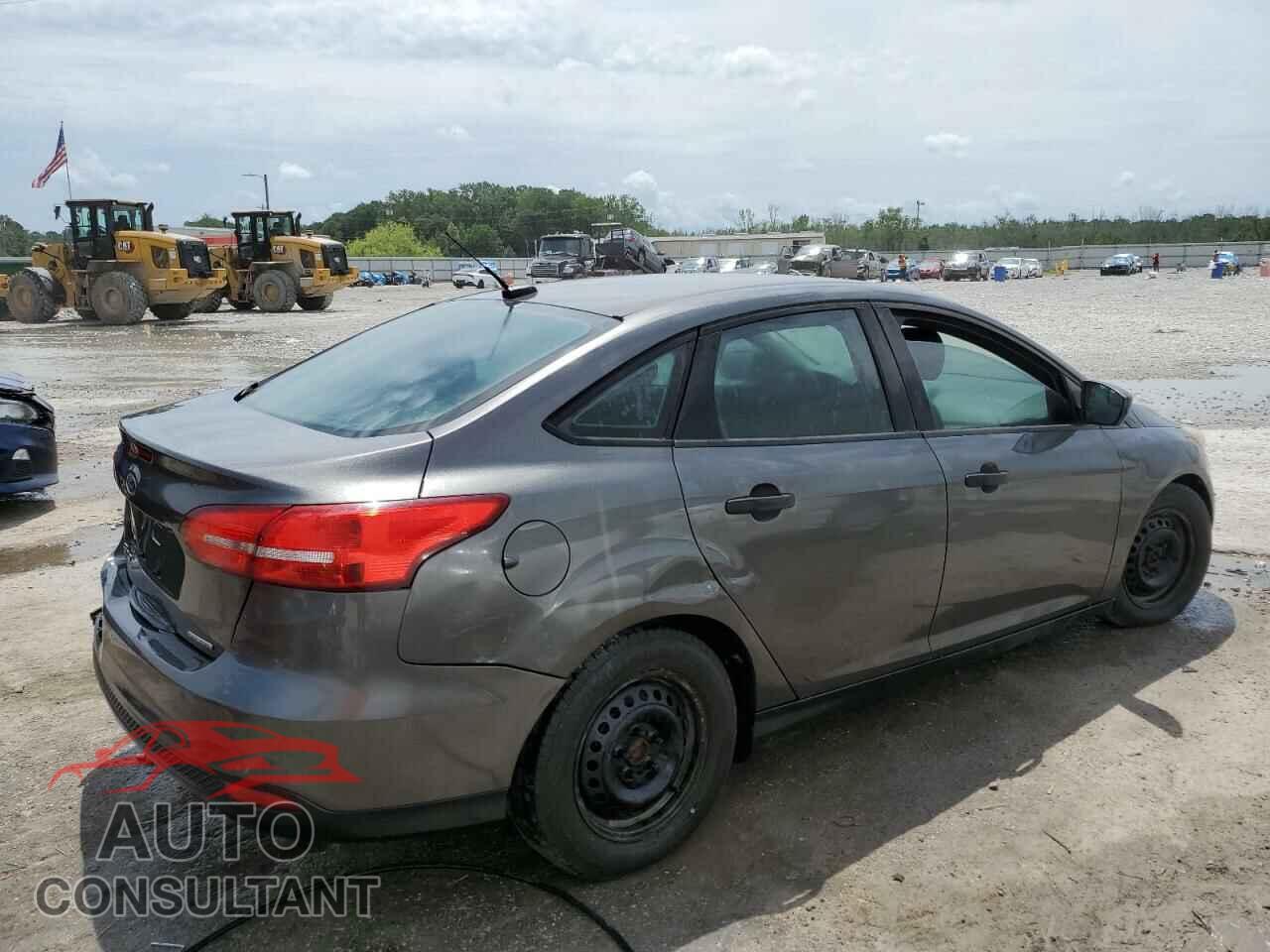 FORD FOCUS 2015 - 1FADP3E24FL353931
