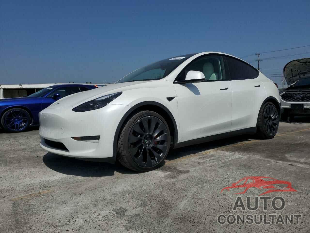 TESLA MODEL Y 2023 - 7SAYGDEF6PF660965