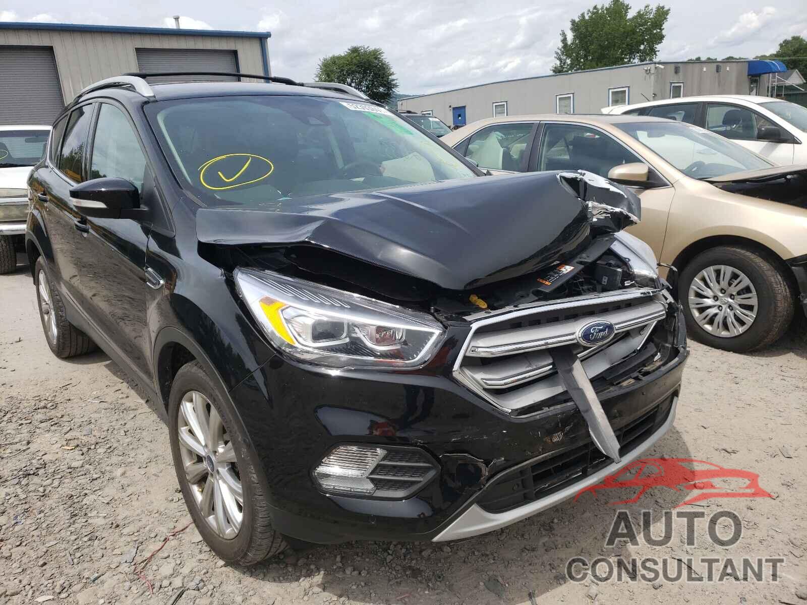FORD ESCAPE 2018 - 1FMCU9J95JUB93335
