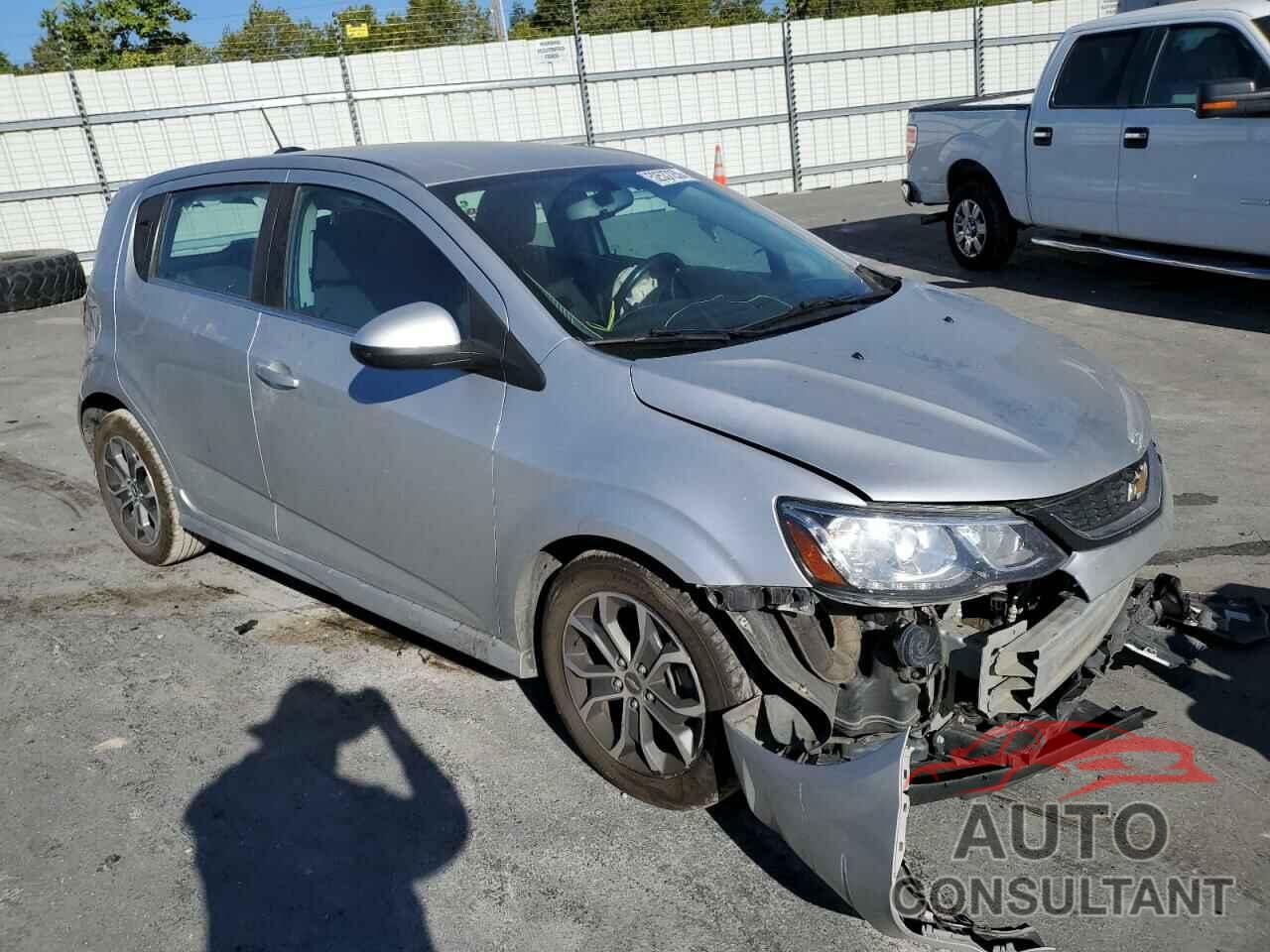 CHEVROLET SONIC 2017 - 1G1JD6SH7H4135150