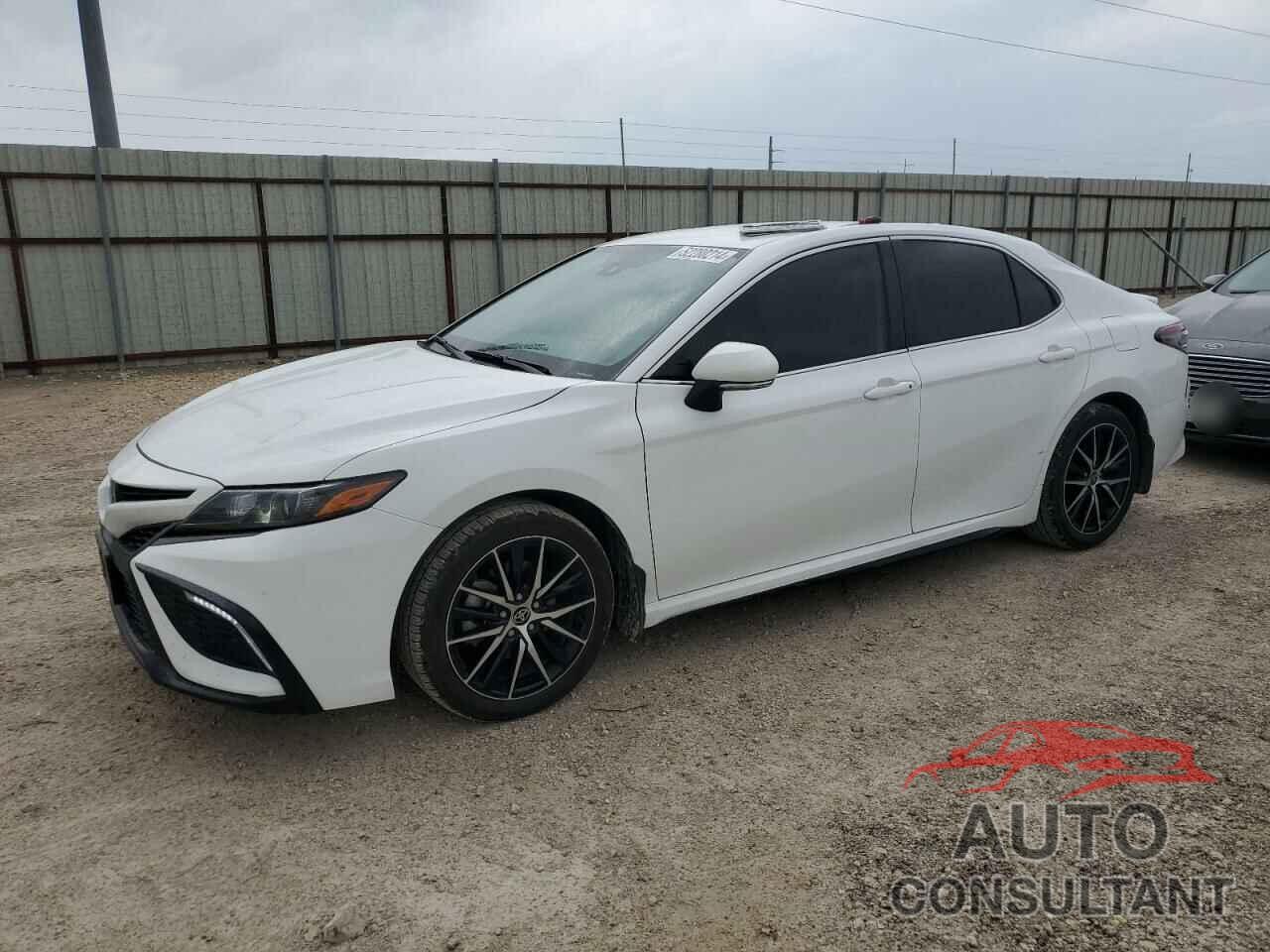 TOYOTA CAMRY 2024 - 4T1G11AK0RU845336