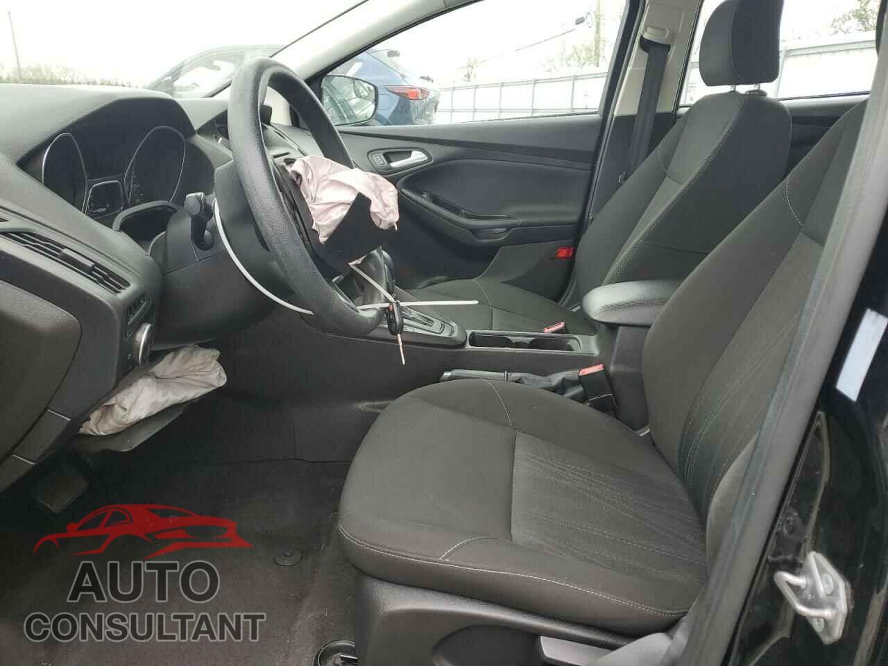 FORD FOCUS 2017 - 1FADP3F22HL259810