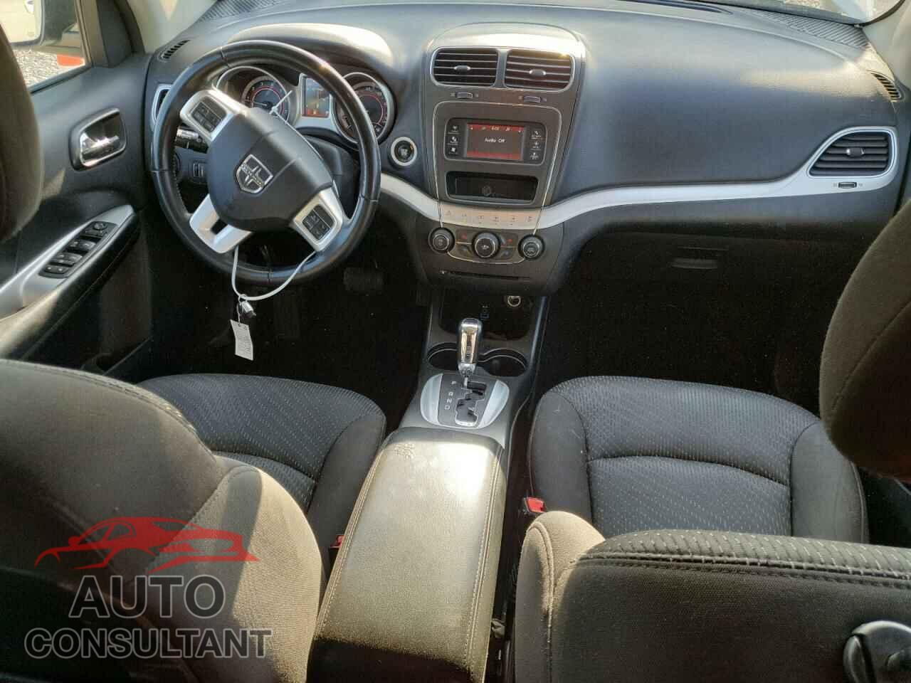 DODGE JOURNEY 2017 - 3C4PDCBB5HT587586