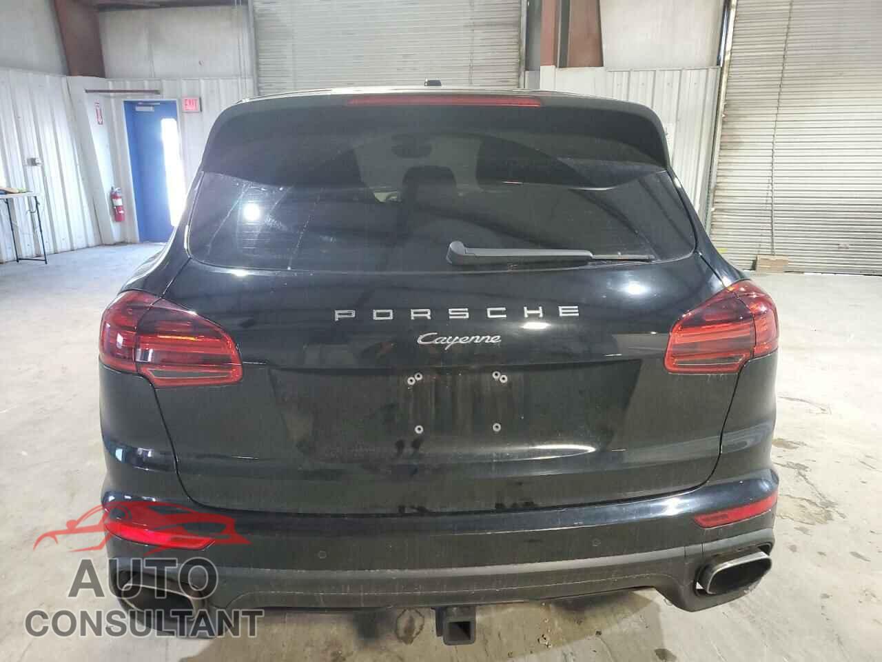 PORSCHE CAYENNE 2017 - WP1AA2A2XHKA80550