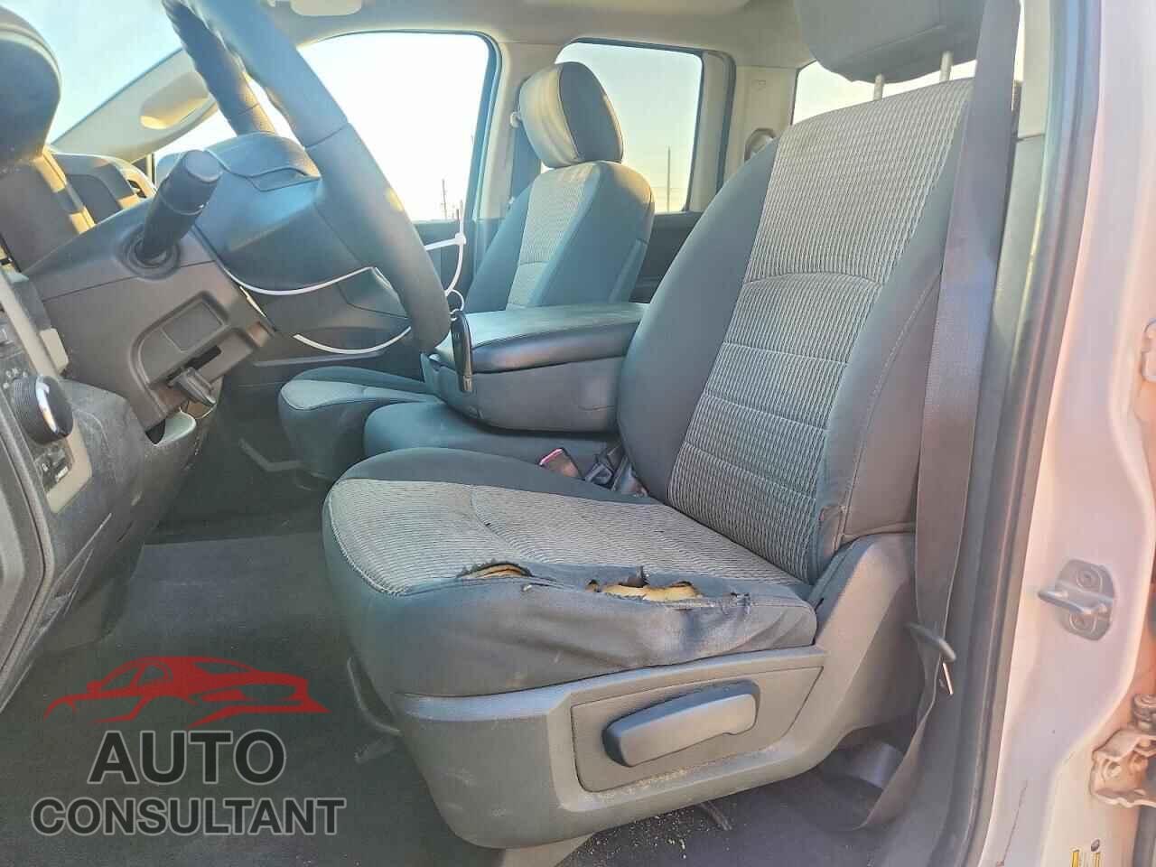 DODGE RAM 1500 2012 - 1C6RD7FT1CS339243