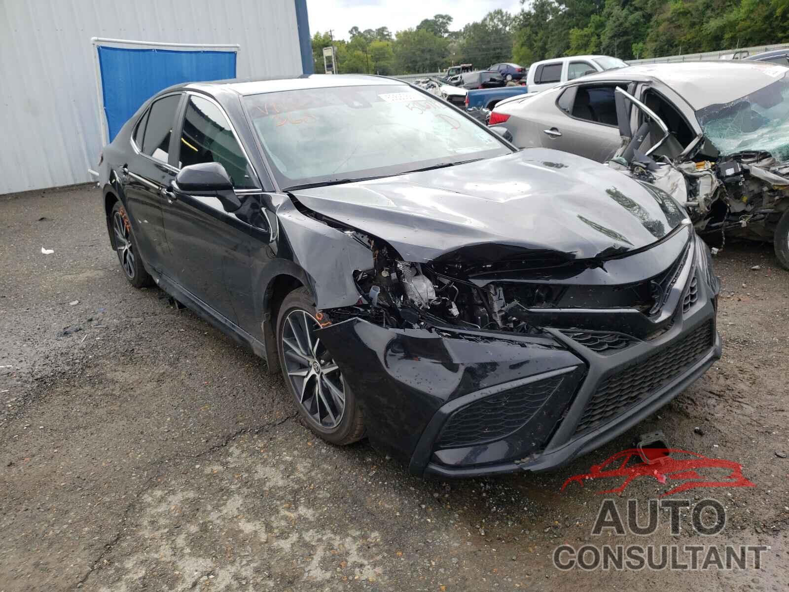 TOYOTA CAMRY 2021 - 4T1G11AK6MU526712