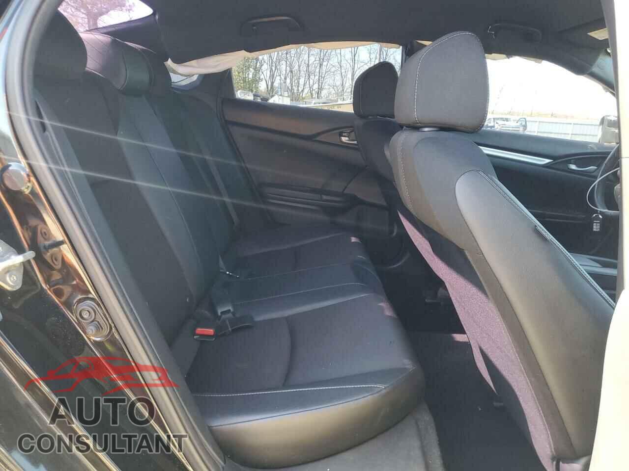 HONDA CIVIC 2019 - 2HGFC2F88KH543719