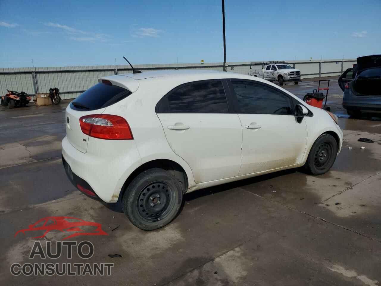 KIA RIO 2013 - KNADM5A36D6151422