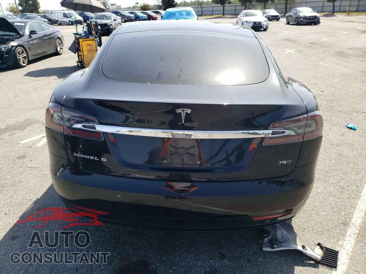 TESLA MODEL S 2018 - 5YJSA1E23JF273748