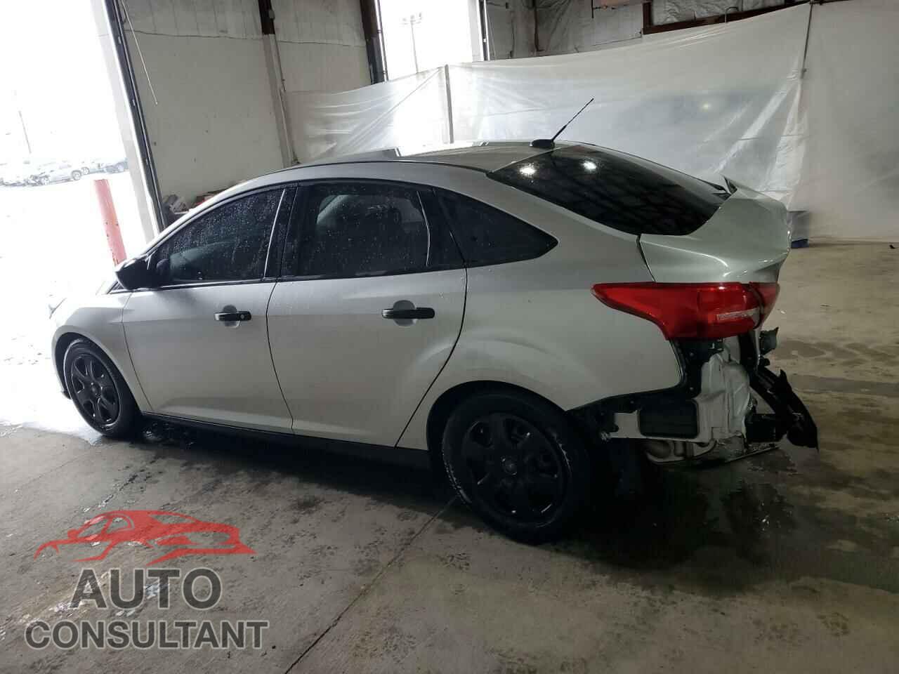 FORD FOCUS 2016 - 1FADP3E23GL359995