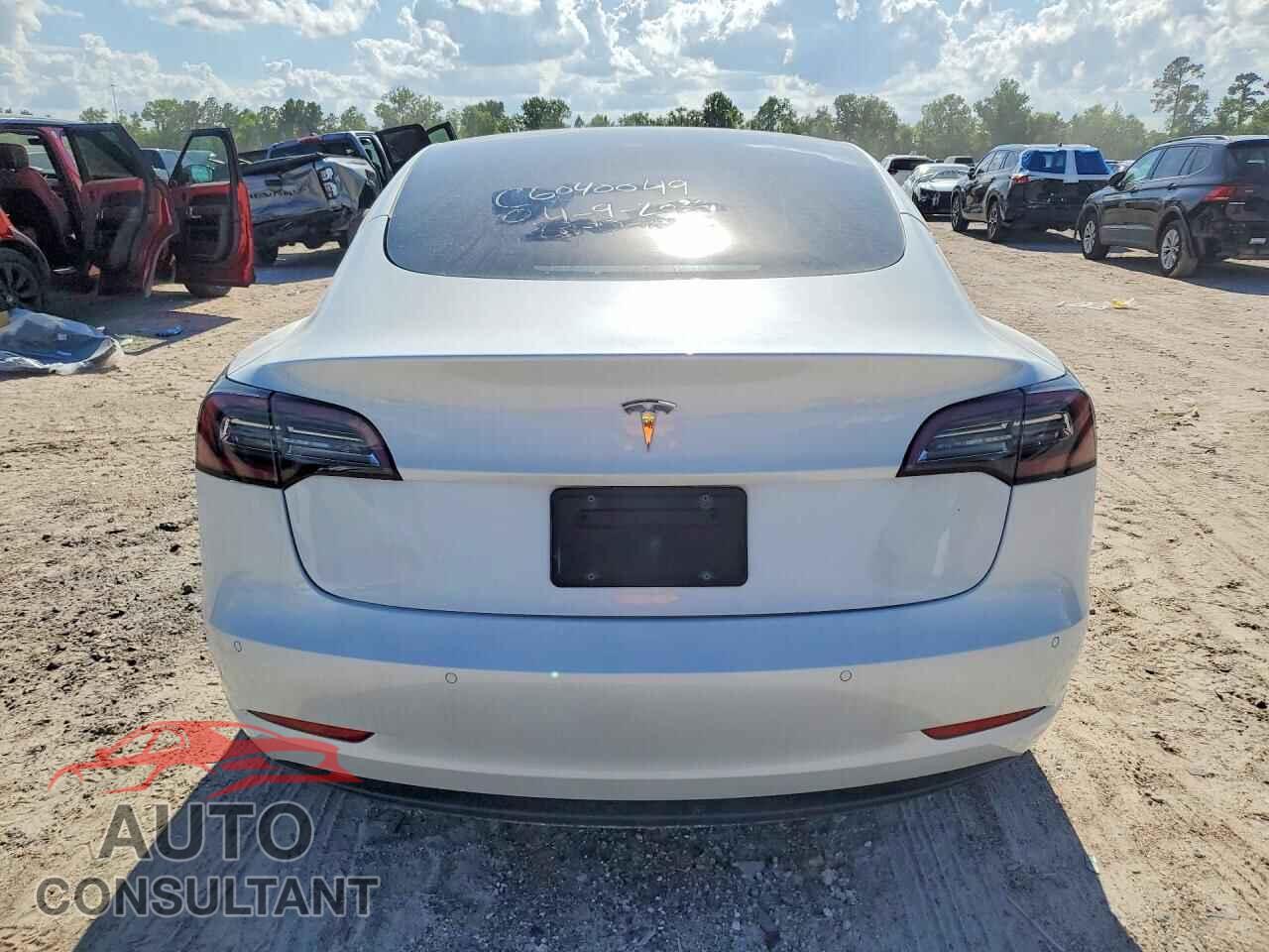 TESLA MODEL 3 2021 - 5YJ3E1EA4MF982970