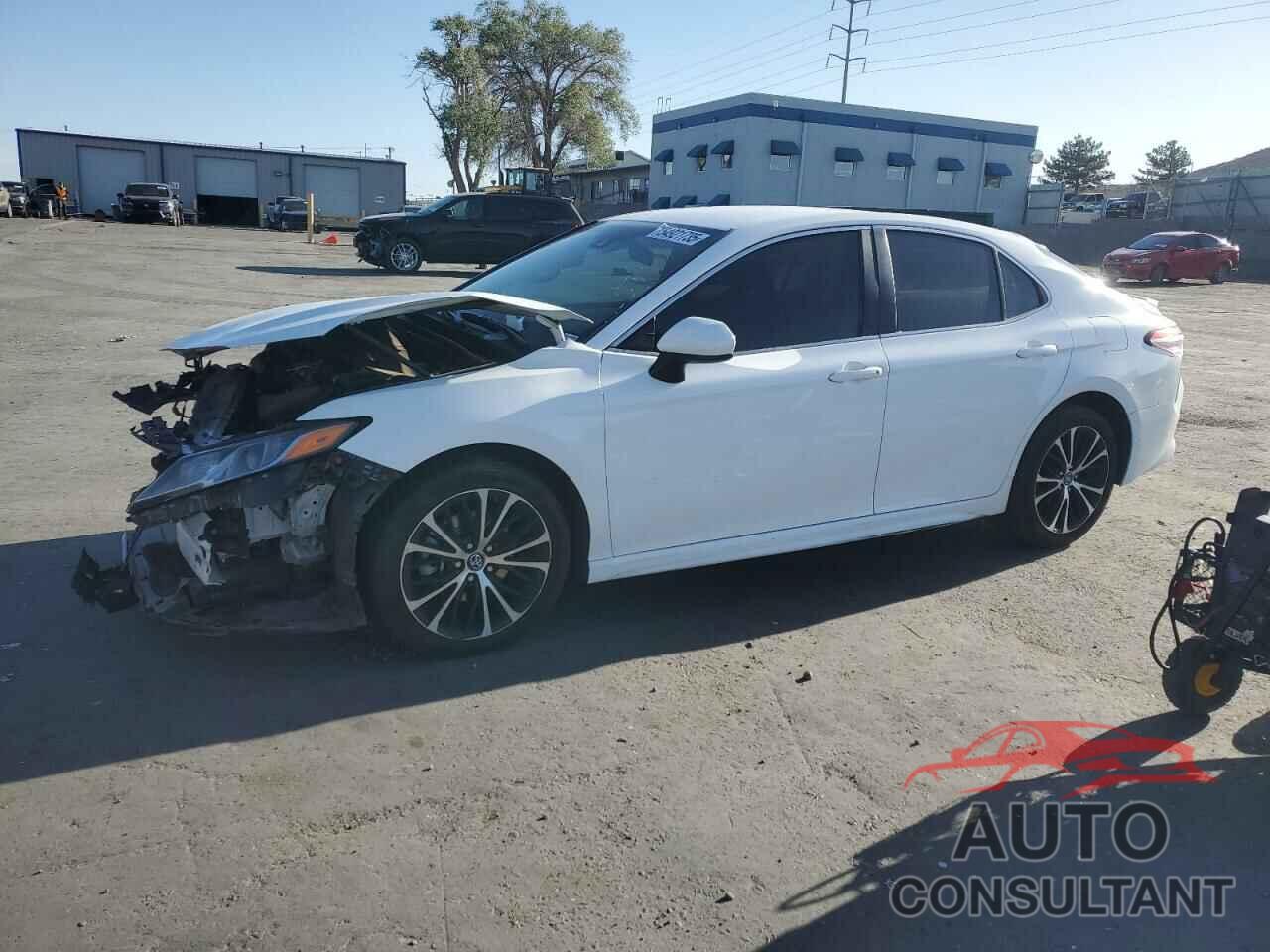 TOYOTA CAMRY 2018 - 4T1B11HK2JU623594