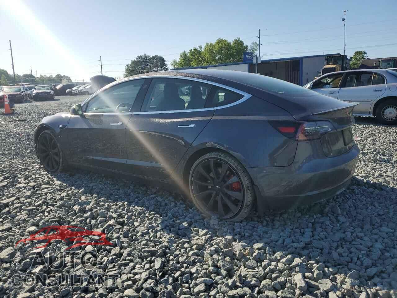 TESLA MODEL 3 2020 - 5YJ3E1EC8LF623685