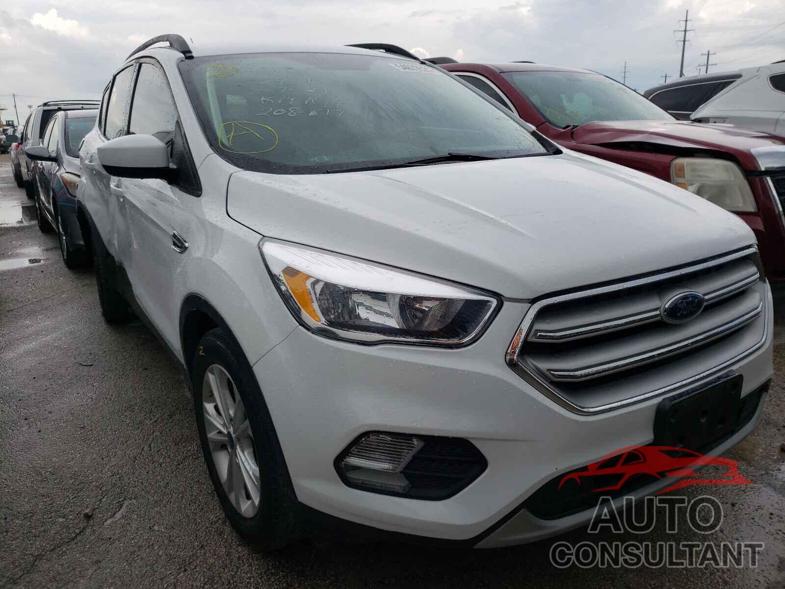 FORD ESCAPE 2018 - 1FMCU0GD7JUB82974