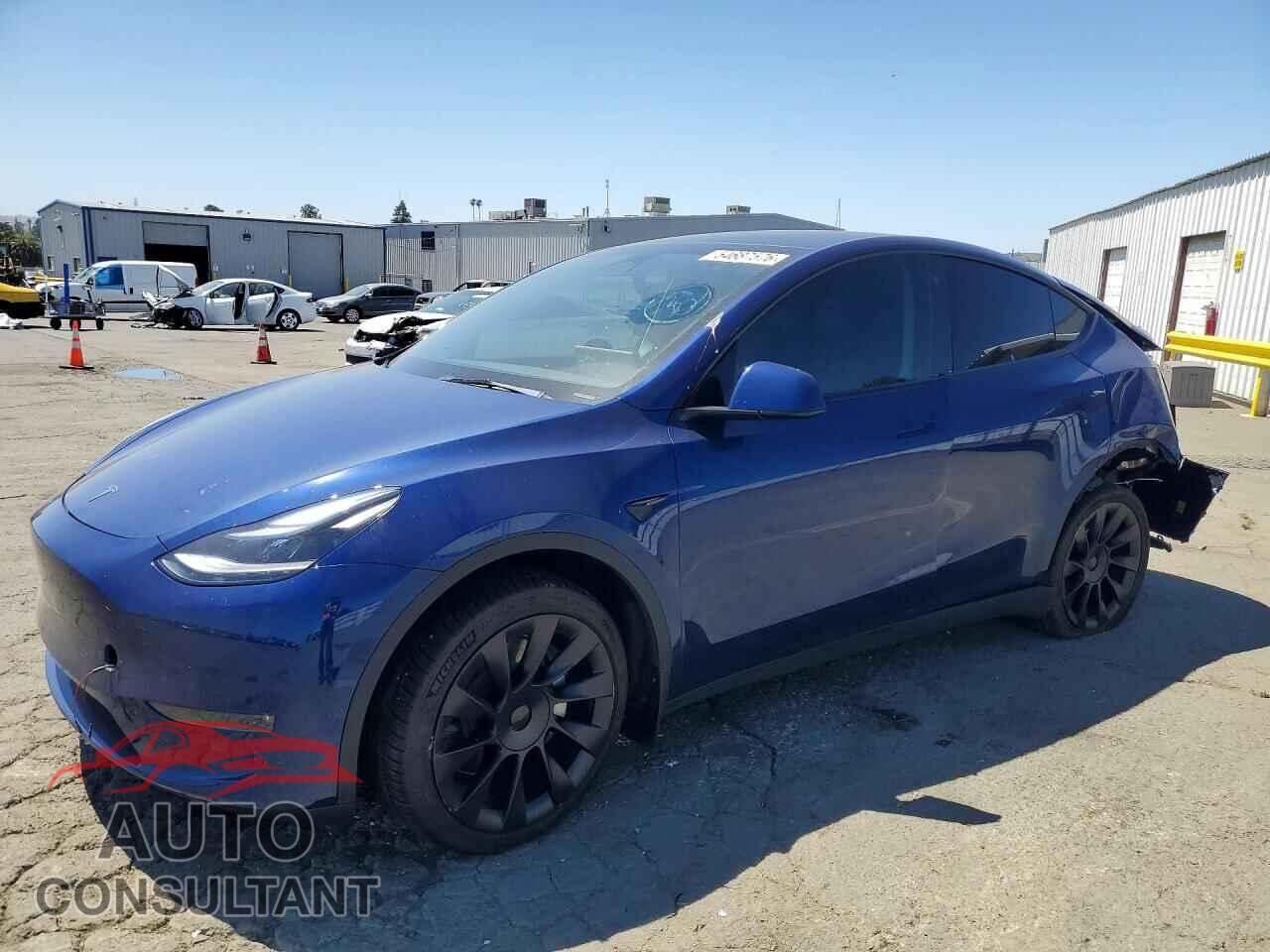 TESLA MODEL Y 2023 - 7SAYGDEE9PF748576