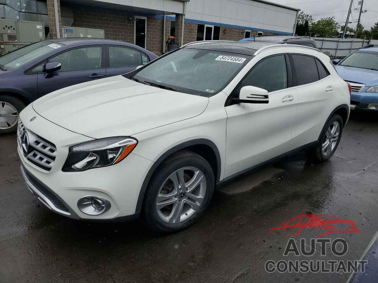 MERCEDES-BENZ GLA-CLASS 2019 - WDCTG4GB7KU009419