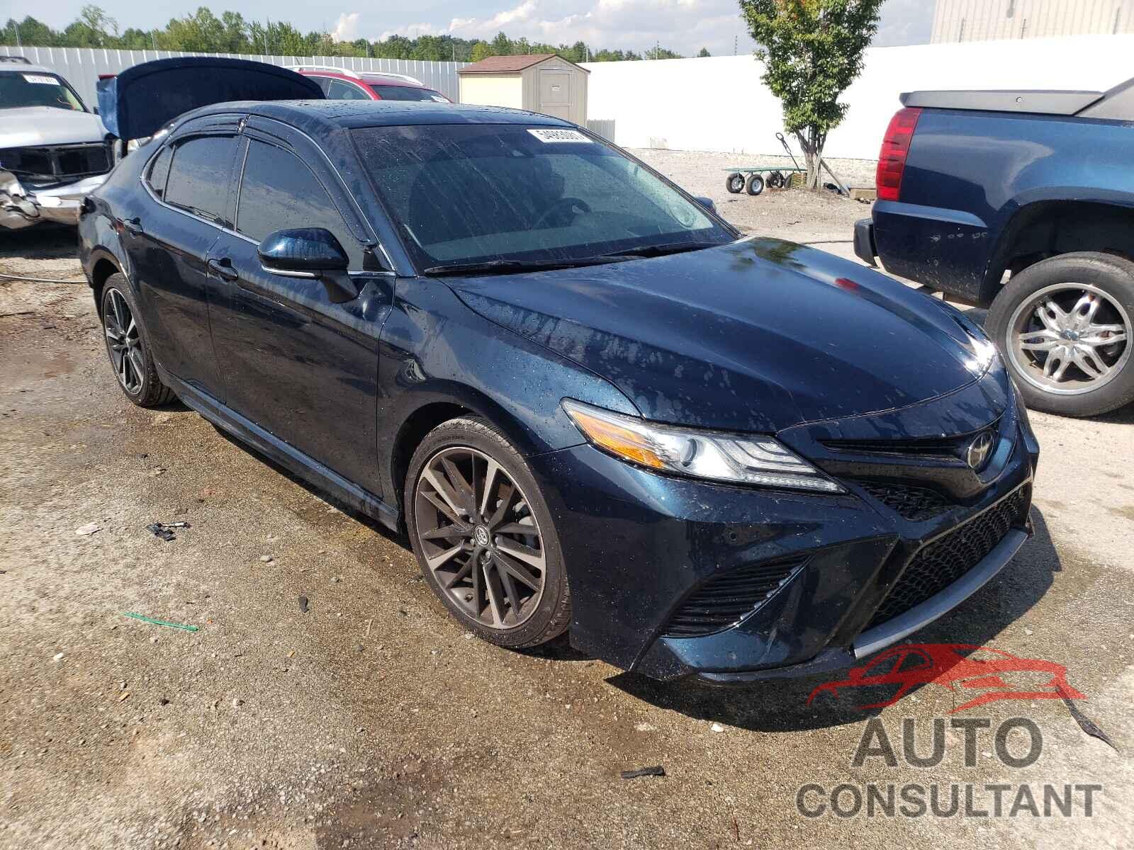 TOYOTA CAMRY 2018 - 4T1BZ1HK1JU501687