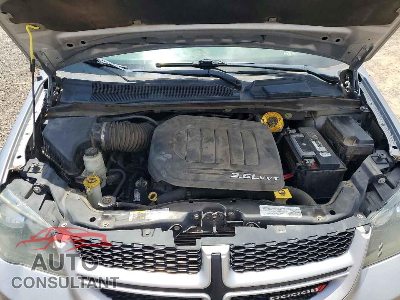 DODGE CARAVAN 2018 - 2C4RDGEG5JR335756
