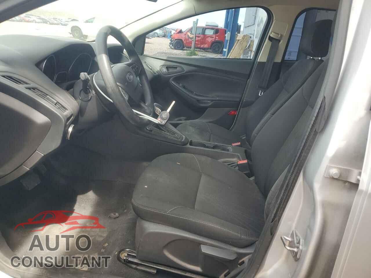 FORD FOCUS 2016 - 1FADP3E27GL362575