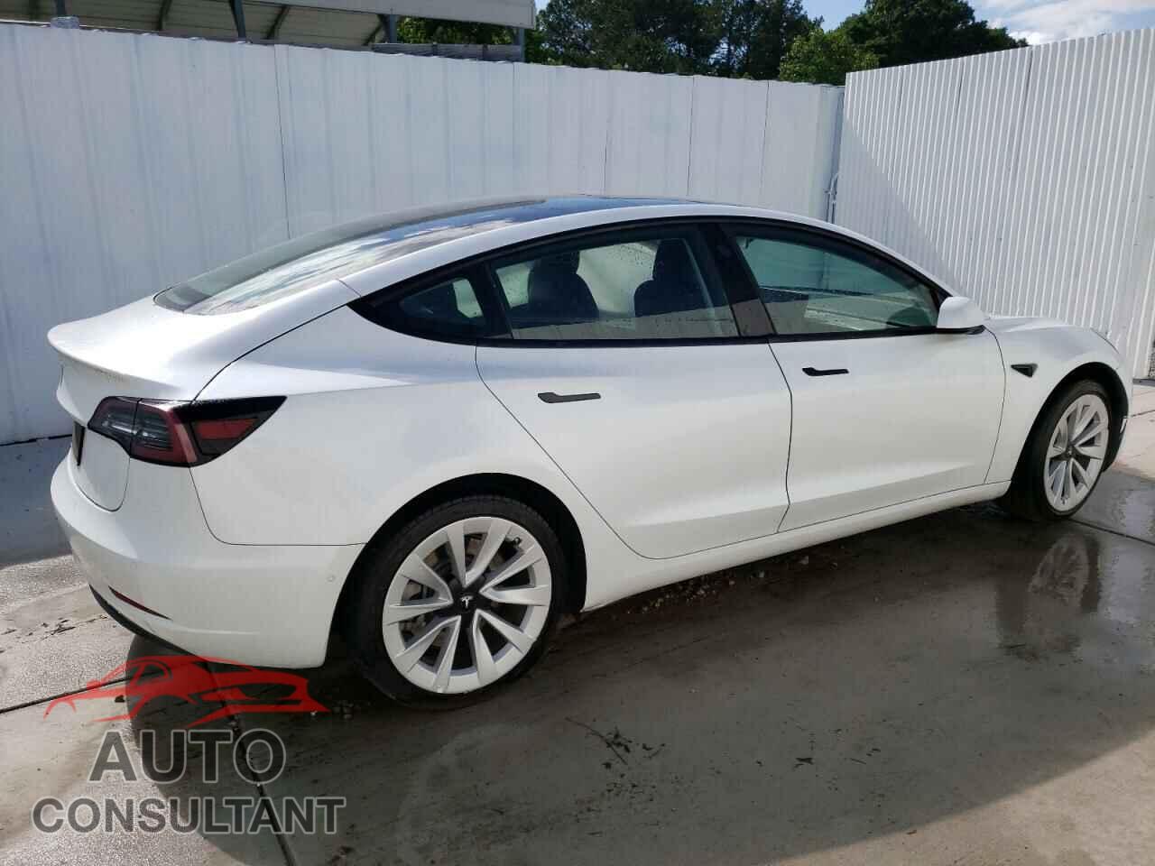 TESLA MODEL 3 2022 - 5YJ3E1EA5NF287771