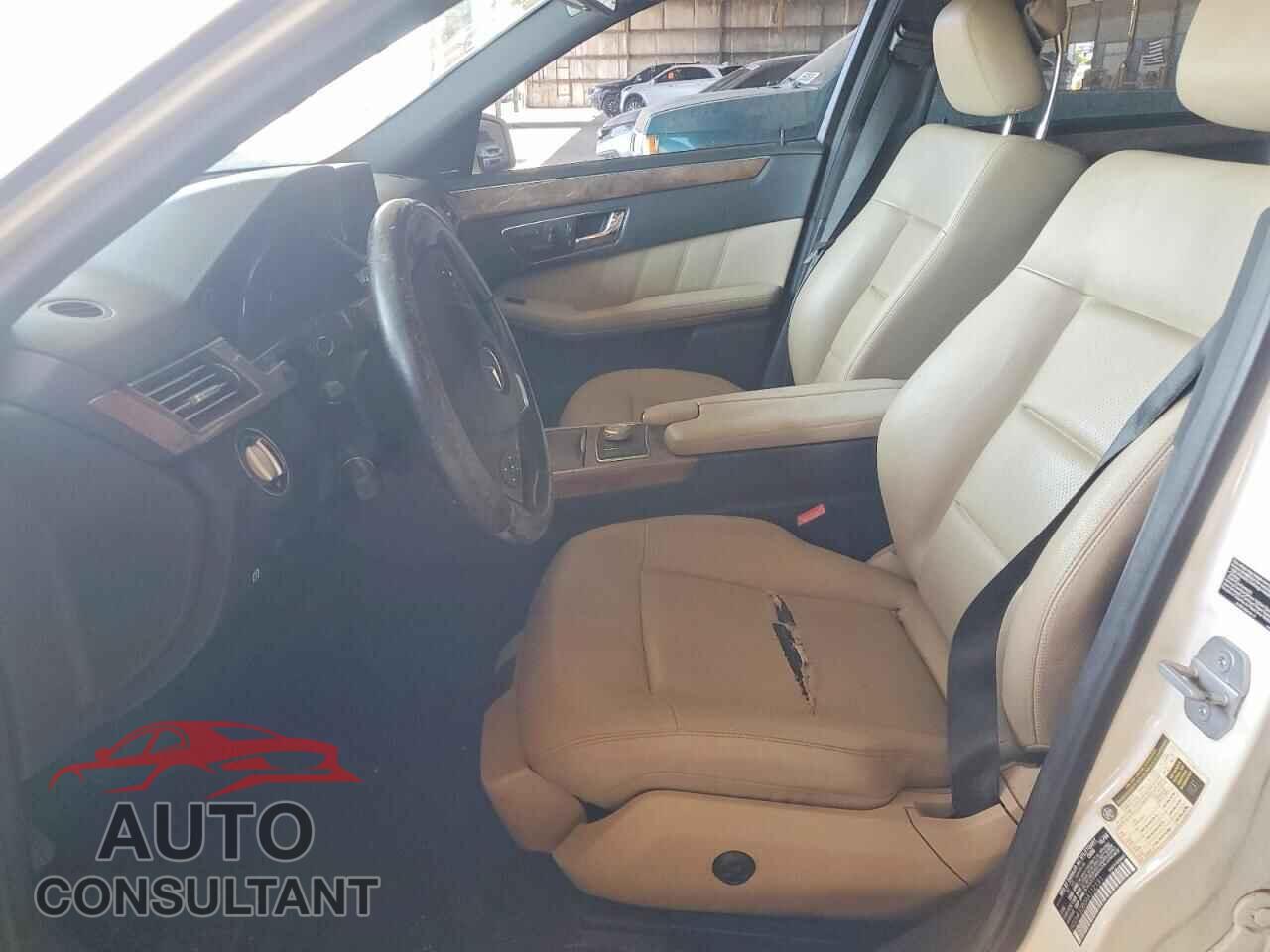 MERCEDES-BENZ E-CLASS 2010 - WDDHF5GB0AA112191