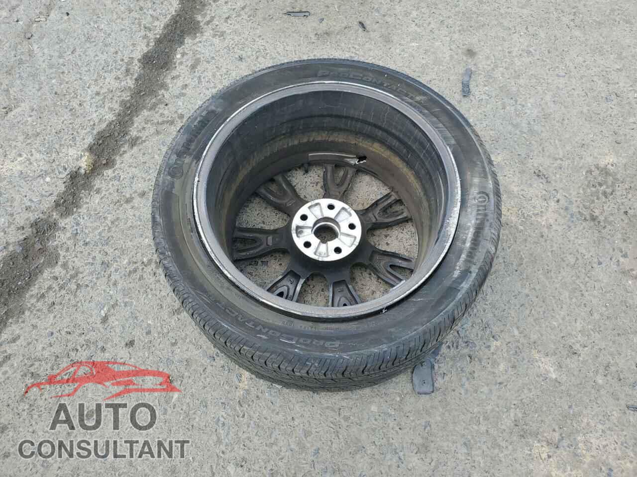 TESLA MODEL S 2024 - 5YJSA1E52RF532784