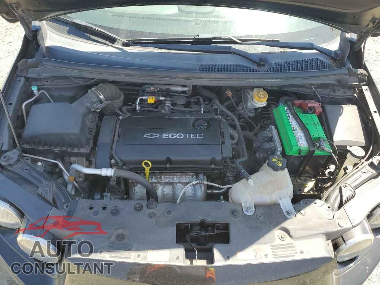 CHEVROLET SONIC 2012 - 1G1JA5SH2C4119904