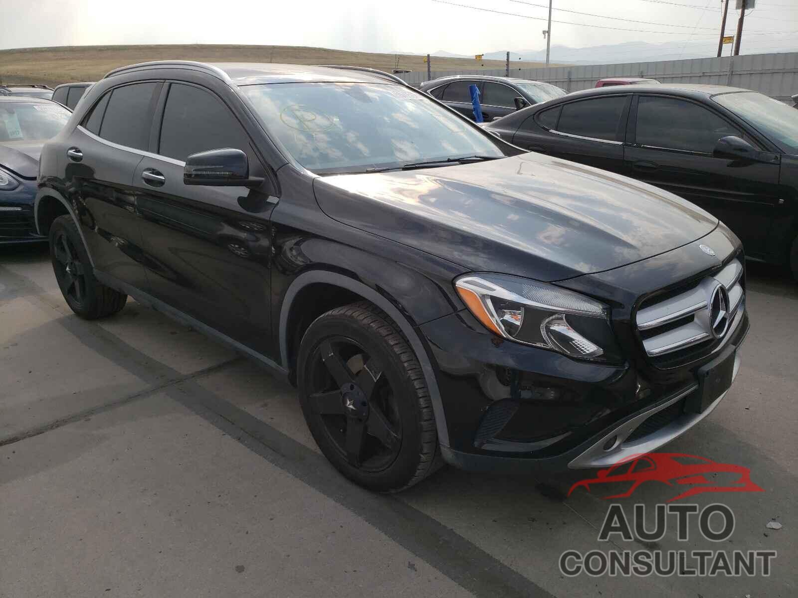 MERCEDES-BENZ GLA-CLASS 2016 - WDCTG4EB8GJ214548