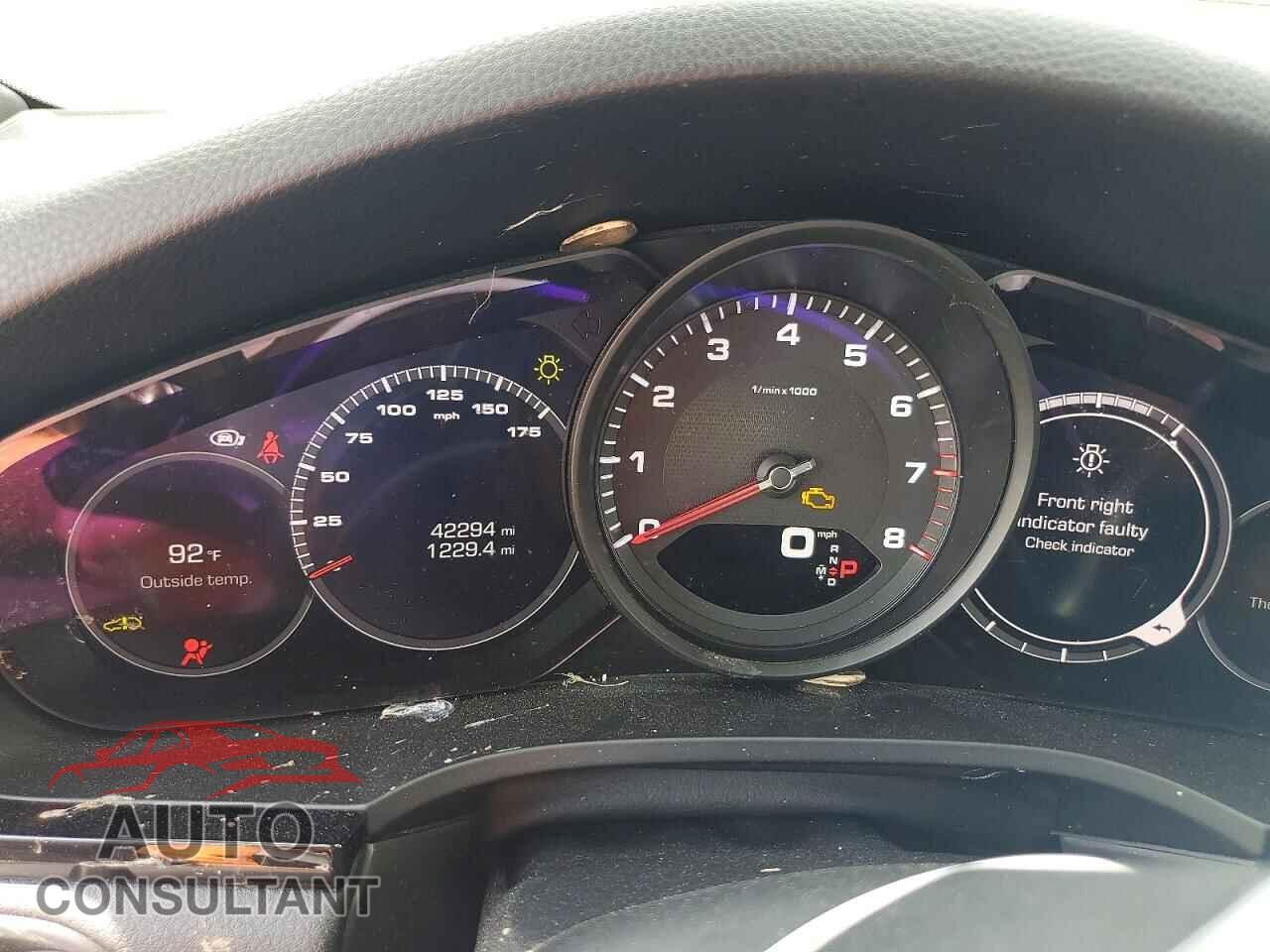 PORSCHE CAYENNE 2020 - WP1AA2AY0LDA10203